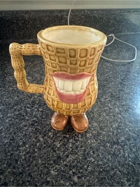 VTG 1970s Ceramic Mug “Jimmy Carter Peanut”